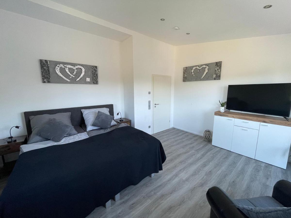 #Neu L Seeblick L Netflix L Boxspring L Nespresso L E-Tuer L Terrasse L 82M2 Ulmen Buitenkant foto